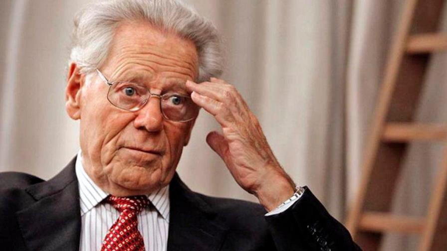 Murió el teólogo suizo Hans Küng, quien negó la infalibilidad del papa