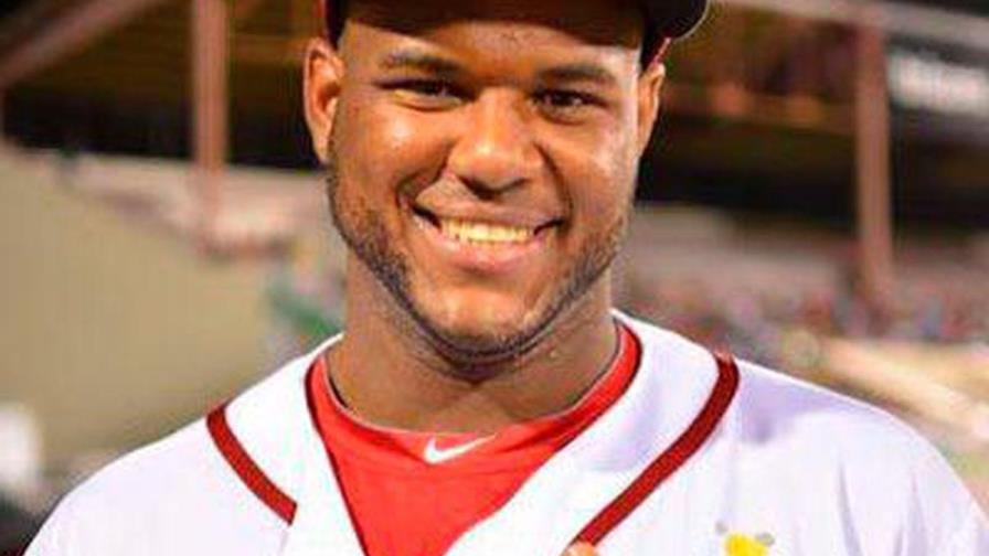 Gigantes explotan con rally de siete carreras en el noveno para vencer a los Toros