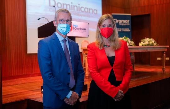 Ciramar Shipyards firma alianza con Fassmer Group
