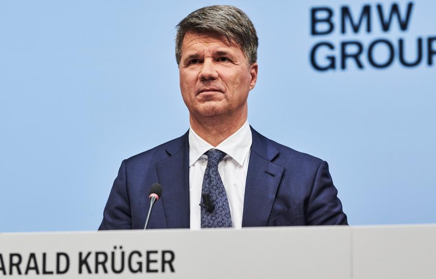 Renuncia jefe ejecutivo de BMW