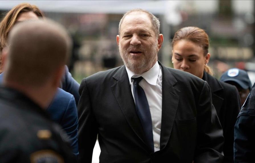Harvey Weinstein debe a sus exabogados casi 400,000 euros