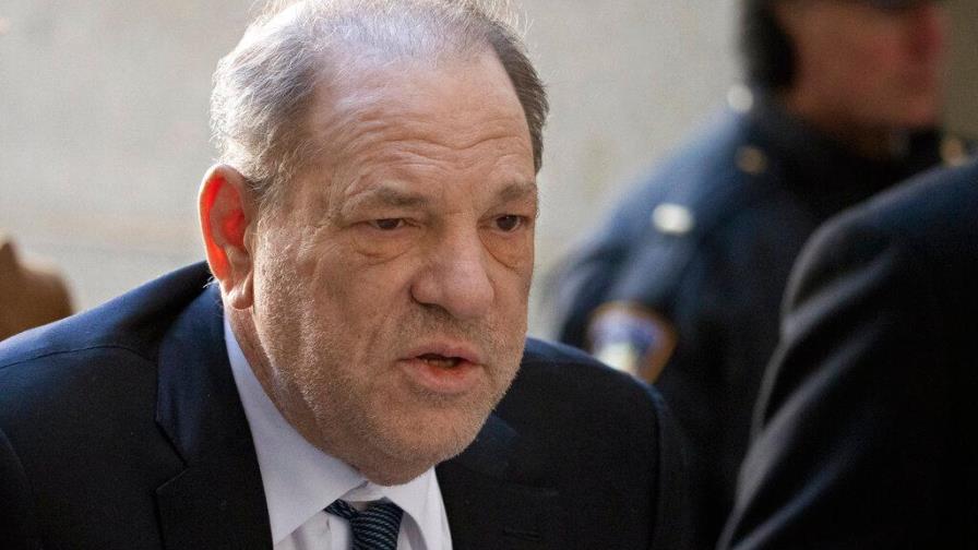 Weinstein, de nuevo hospitalizado en Nueva York tras ser condenado a 23 años