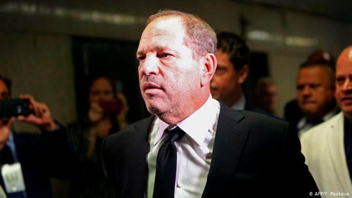 Harvey Weinstein se inyectó sustancia para erección antes violación, según Fiscalía