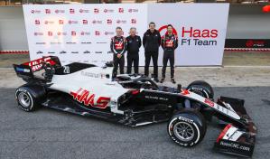 Haas, escudería estadounidense de F1, presenta un monoplaza con colores rusos