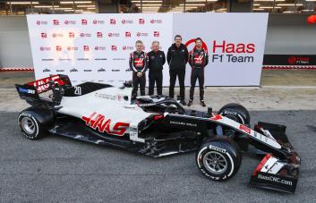 Haas, escudería estadounidense de F1, presenta un monoplaza con colores rusos
