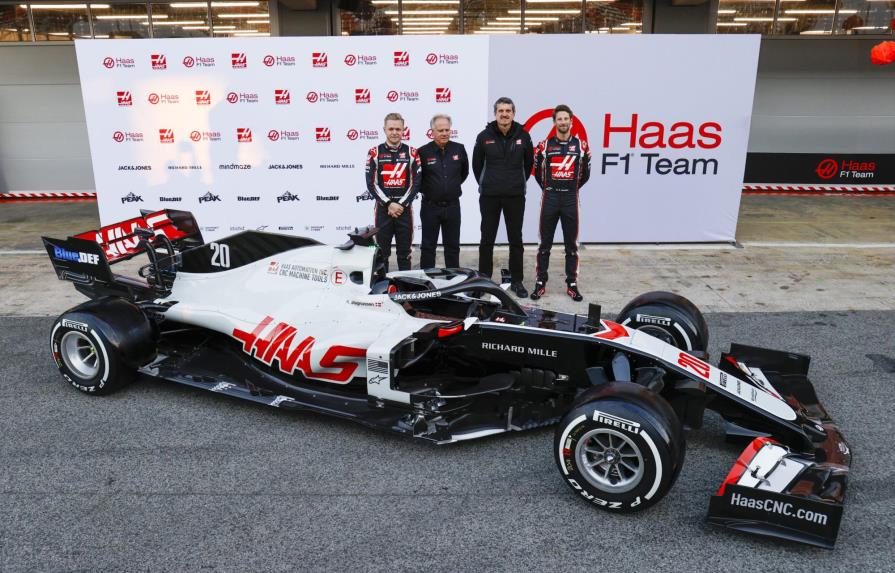 Haas, escudería estadounidense de F1, presenta un monoplaza con colores rusos