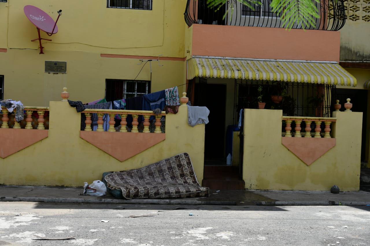 La tormenta Isaías dejó en Hato Mayor casas destruidas e inmuebles que no se volverán a recuperar.