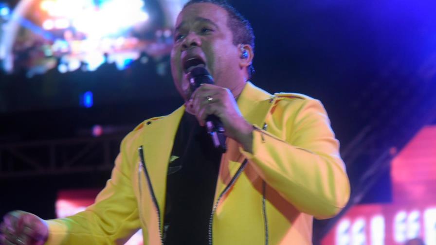 Video | Héctor Acosta celebra este lunes sus 29 años de carrera artística