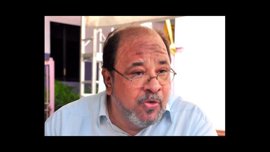 Héctor Olivo dice su permanencia en secretaría del PLD “depende” de Danilo Medina Héctor Olivo dice su permanencia en secretaría del PLD “depende” de Danilo Medina