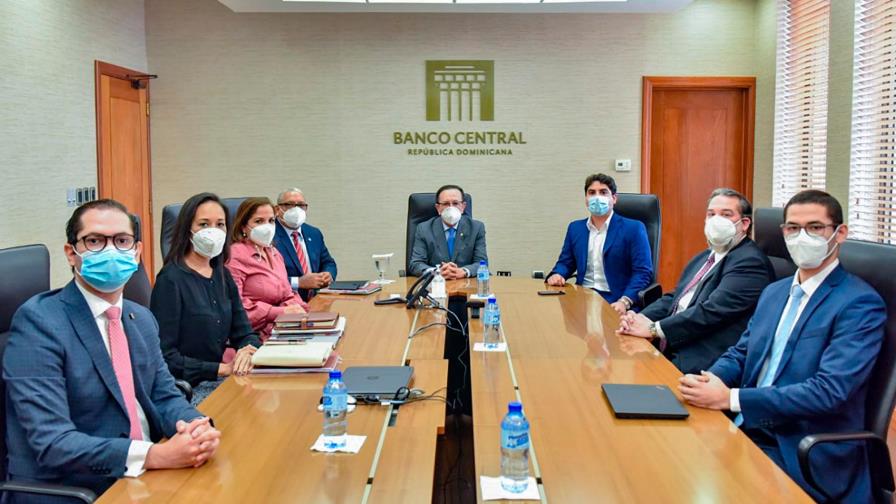 ¿Quién dijo que con la macroeconomía no se come?