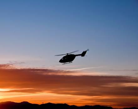 Autoridades buscan helicóptero desaparecido