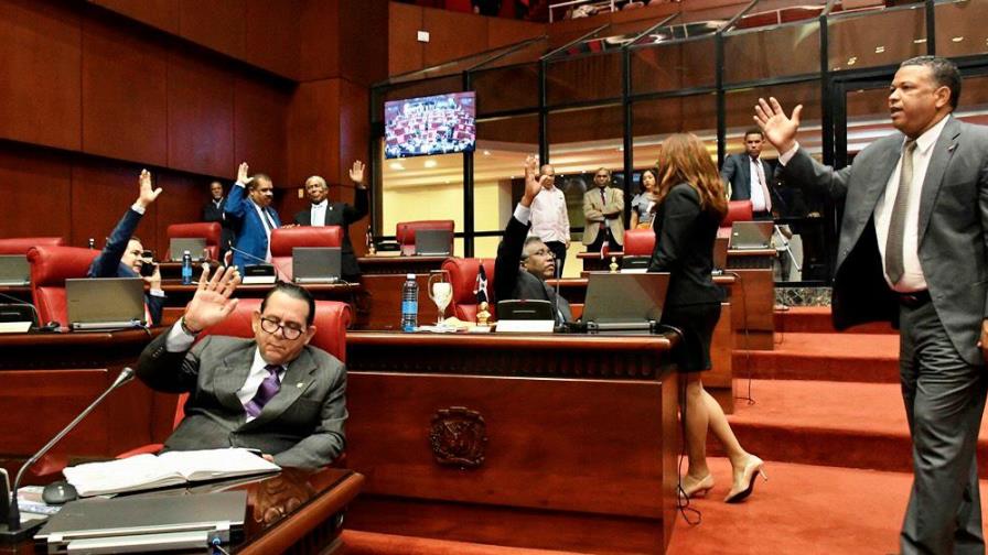 Los senadores aprueban proyecto de Ley Orgánica sobre Derechos de Participación Los senadores aprueban proyecto de Ley Orgánica sobre Derechos de Participación