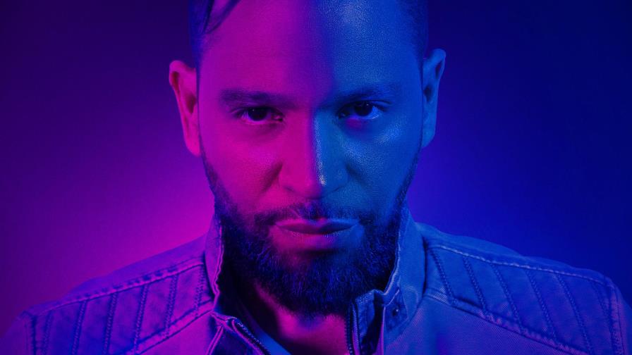 Henry Santos presenta su álbum “Friends & Legends”