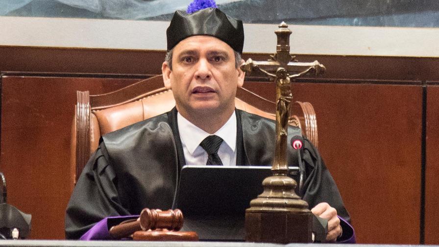 Prohíben a jueces reunirse con fiscales y abogados