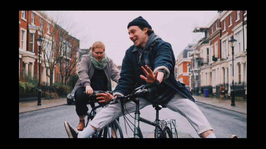 Los miembros del grupo Her’s y su mánager mueren en un accidente de tránsito