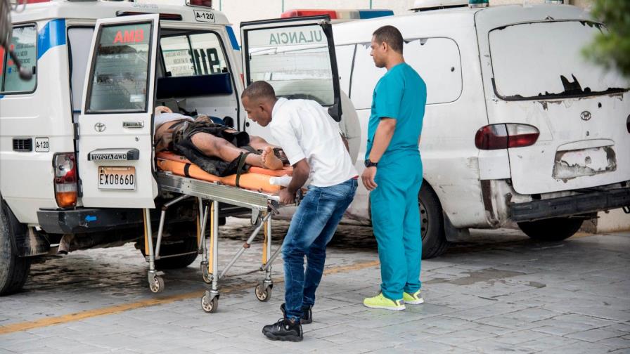Matan a tiros a dos hombres en Santiago y otras siete personas resultan heridas