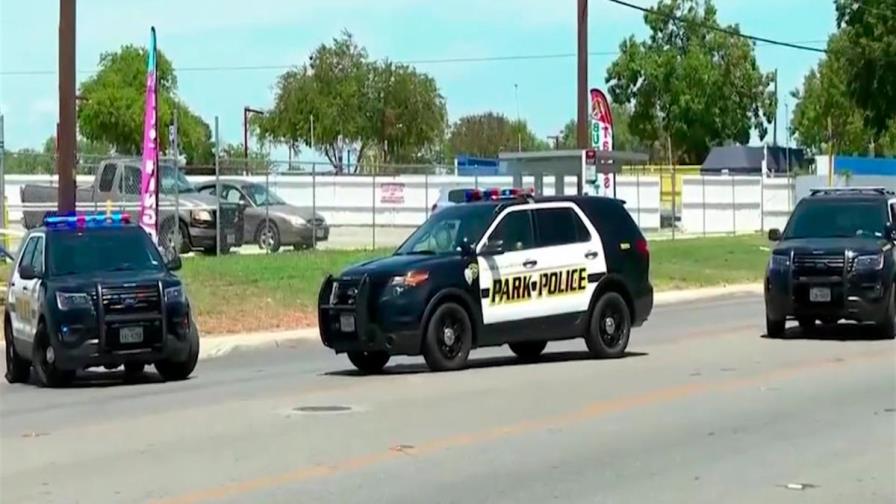 Cinco heridos por tiroteo en mercado en San Antonio