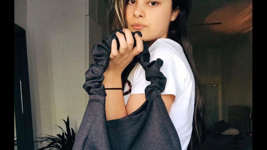 Manuela, la hija mayor de Alejandro Sanz, da sus primeros pasos en el diseño