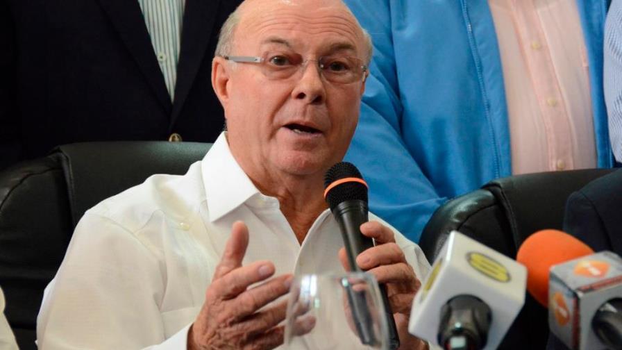 Hipólito denuncia que cientos de bots están siguiendo su cuenta de Twitter