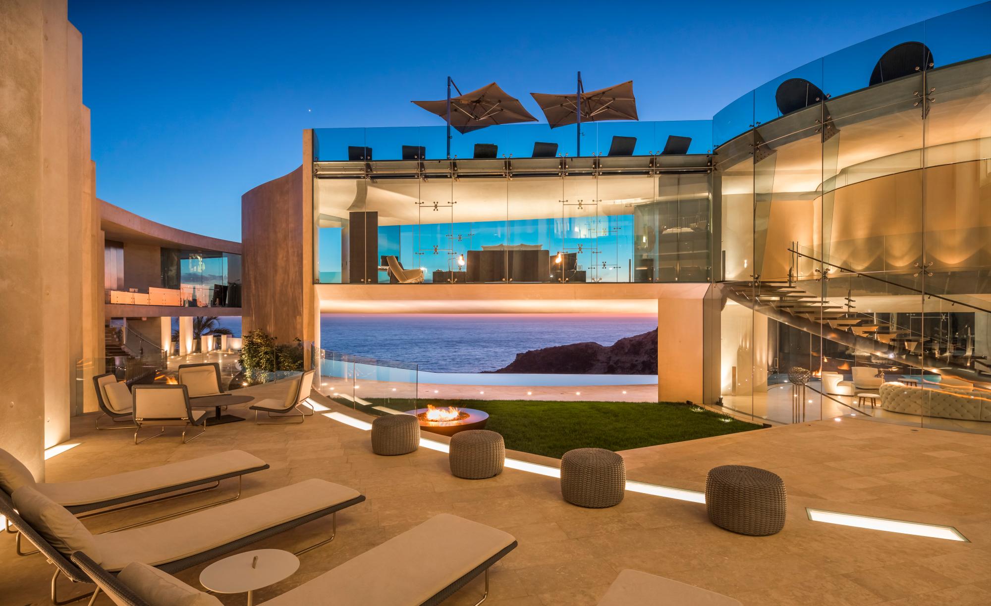 Razor House es considerada una obra maestra contemporánea.