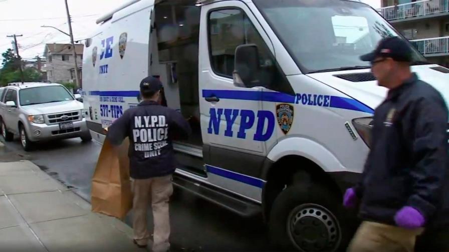 Hombre mata a machetazos a su exesposa en El Bronx