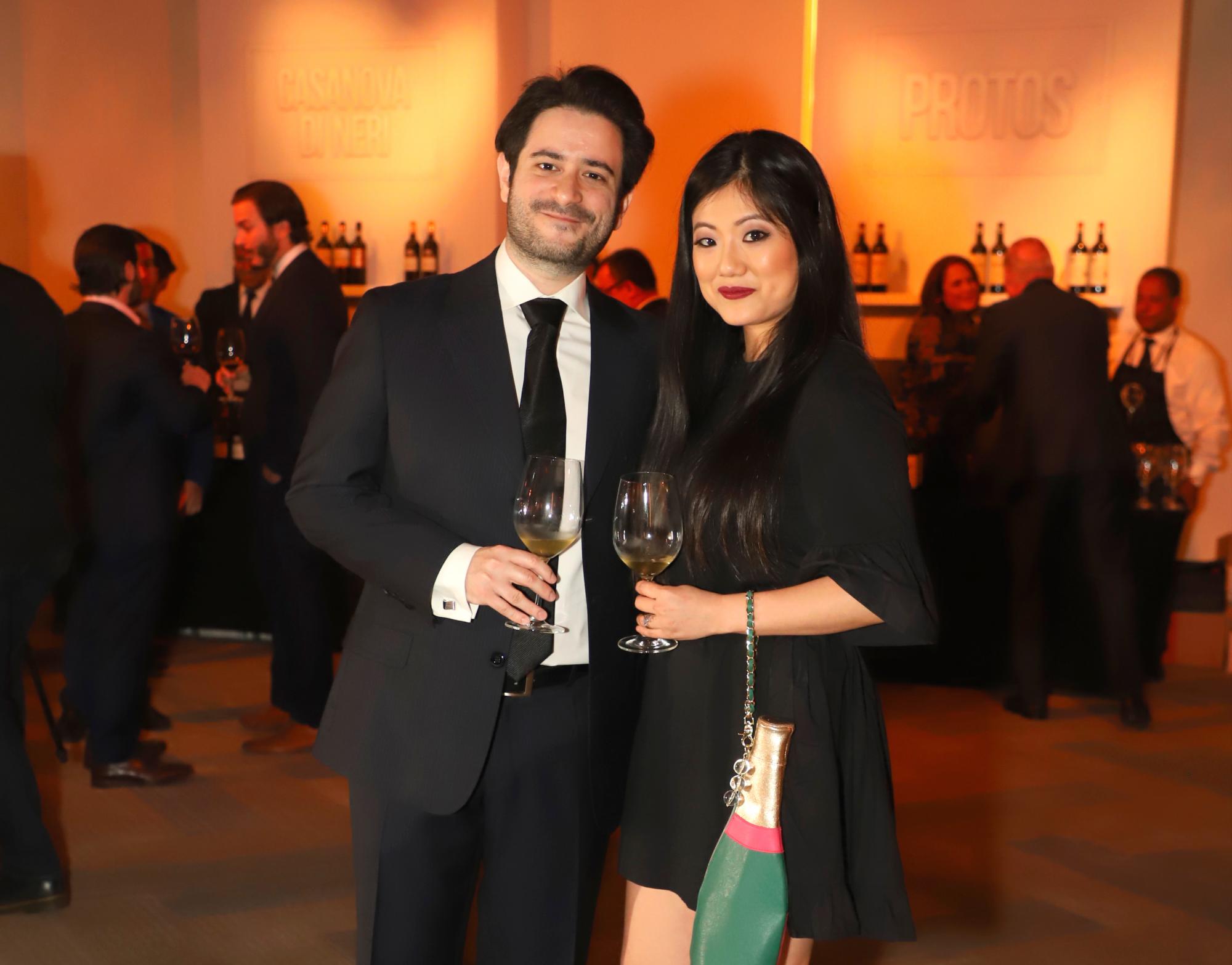 Noé Camacho y Yuri Sasaki.