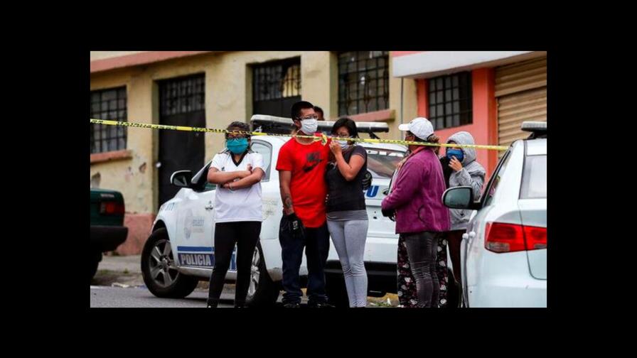 Un hombre de 65 años muere en calle de Quito y levanta dudas sobre cuarentena