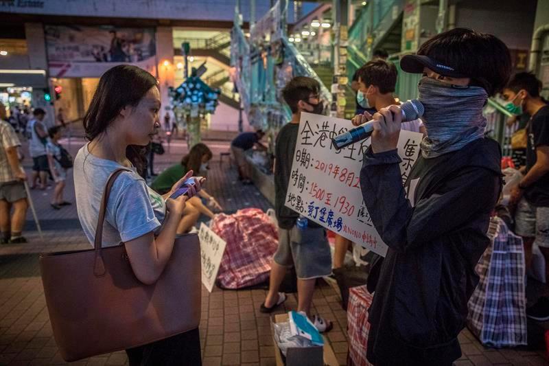 El Gobierno de Hong Kong anuncia una “plataforma de diálogo” ante protestas