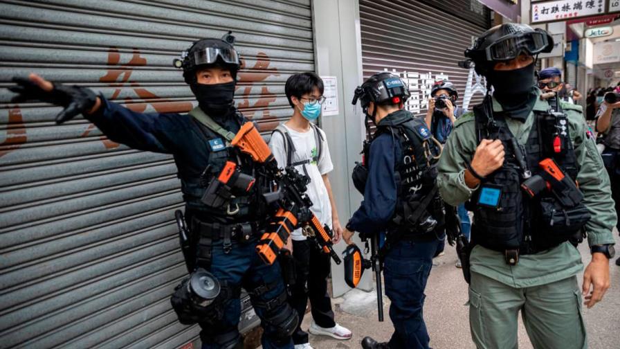 China acusa al Reino Unido de violar los acuerdos de la cesión de Hong Kong