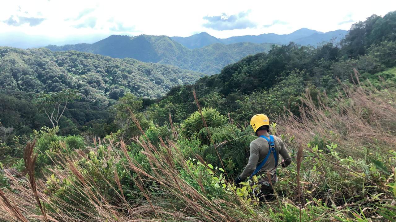 Los rescatistas recaudan mucha información para tener una aproximación en el lugar donde estaba Khelladi.