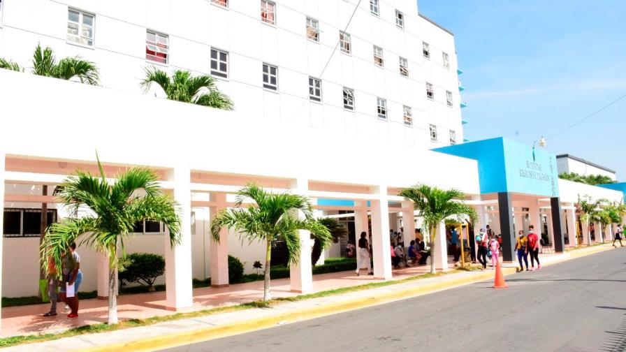 Avanza la instalación de  farmacia de medicamentos de alto costo en Azua