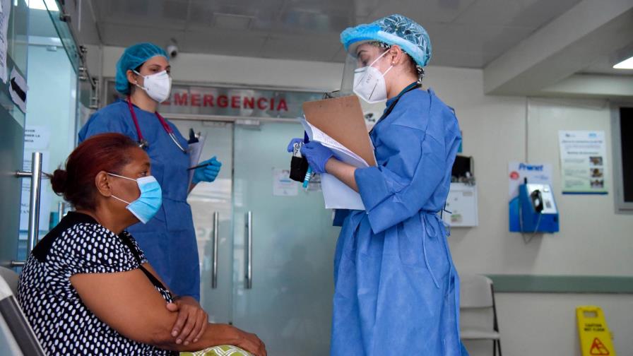 Un muerto y 215 casos nuevos de coronavirus reportan este domingo en RD