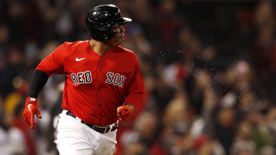 Schwarber pega grand slam, Devers dispara jonrón y Boston aplasta 12-3 a Los Astros