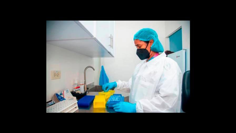 Técnicos y trabajadores de la salud reclaman compensaciones salariales 