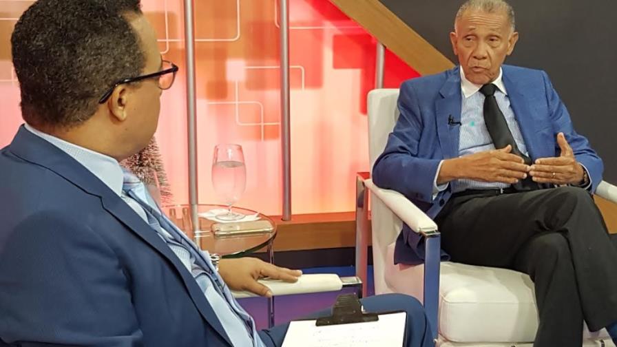 Pastor Ezequiel Molina insiste en que debe legalizarse el consumo de drogas en el país