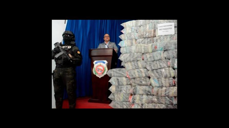Dictan prisión contra involucrados en cargamento de 682 paquetes de droga y un arsenal en La Altagracia