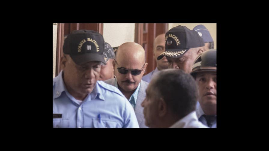 Padres de menor supuestamente abusada por general y coronel enfrentarían 10 años de prisión Padres de menor supuestamente abusada por general y coronel enfrentarían 10 años de prisión