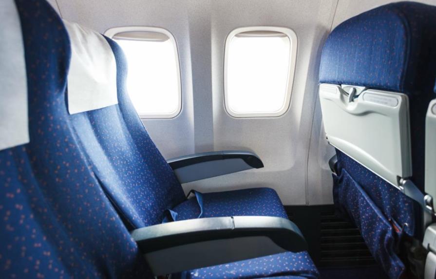 Conflicto a la vista: Aerolíneas rechazan dejar asientos vacíos en los vuelos por COVID-19