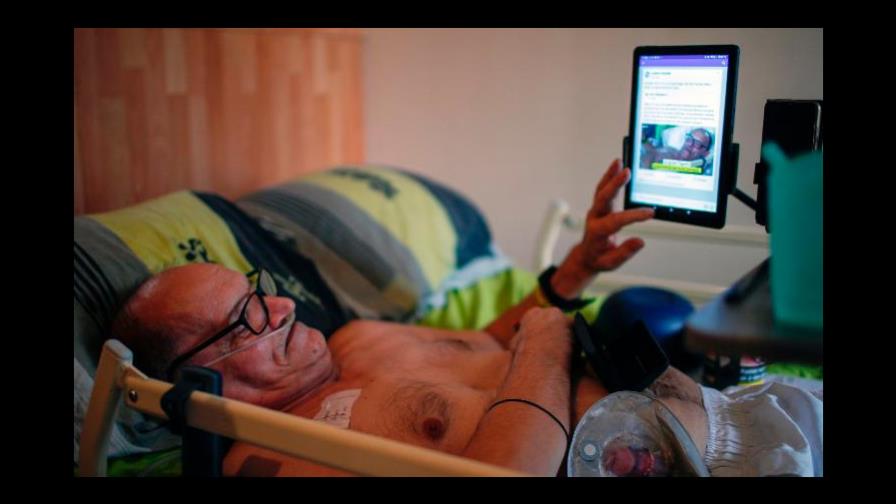 Facebook bloquea el vídeo del francés que se está dejando morir en directo