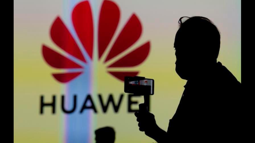 Huawei abre su buscador a todos los móviles y se lanza a competir con Google Huawei abre su buscador a todos los móviles y se lanza a competir con Google