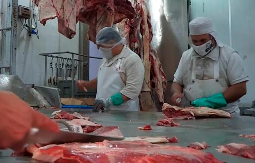 Argentina, el país con más vacas que habitantes donde comer carne es un lujo