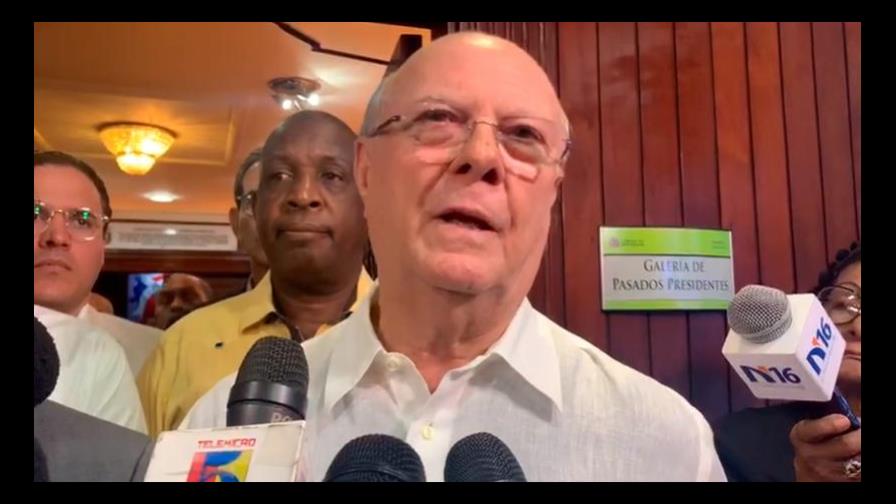 Hipólito Mejía: “estamos juntos, pero no reburujao”