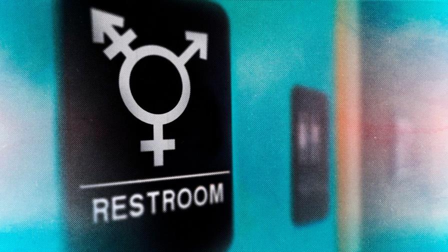 El Supremo de EE.UU. rechaza evaluar el uso del baño de los trans en escuelas El Supremo de EE.UU. rechaza evaluar el uso del baño de los trans en escuelas