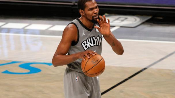 Durant es multado con US$25 mil por respuesta grosera