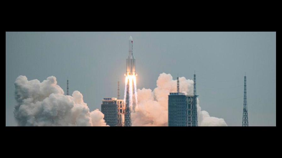 EE.UU. no planea de momento derribar el cohete chino sin control