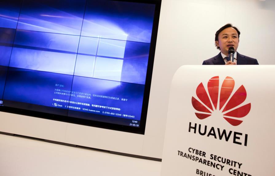 El efecto Donald Trump: Empresas suspenden venta de teléfonos Huawei