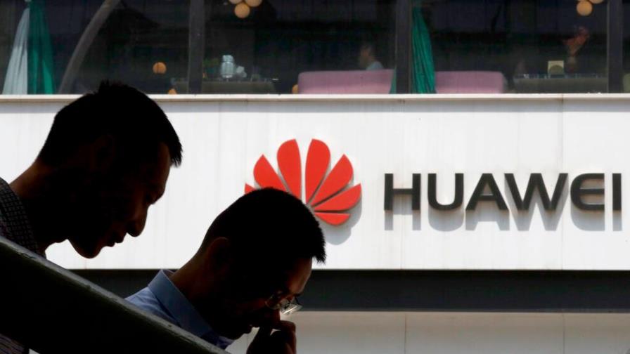 Huawei abre en España su mayor tienda del mundo tras el de veto de EEUU