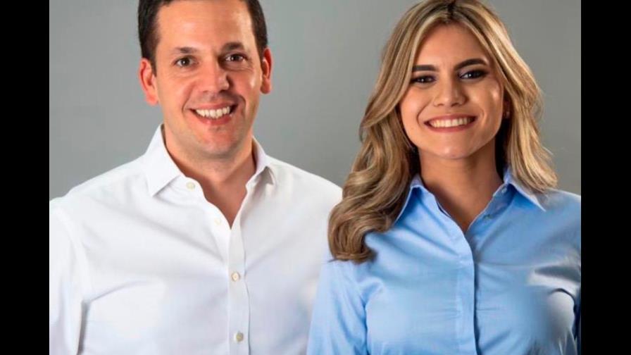 Hugo Beras presenta compañera de boleta y regidores que le acompañarán 