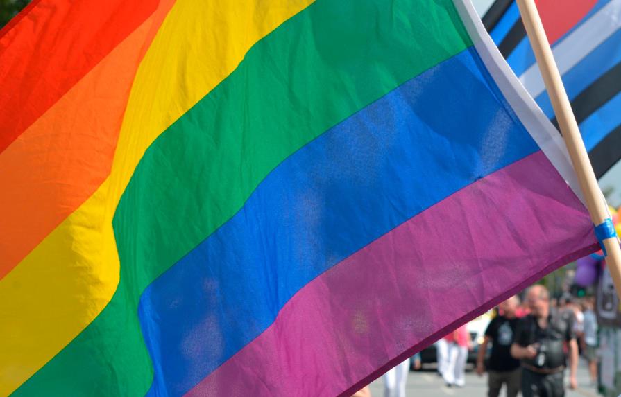 Polémica en Italia por considerar a homosexuales como categoría de riesgo COVID-19 