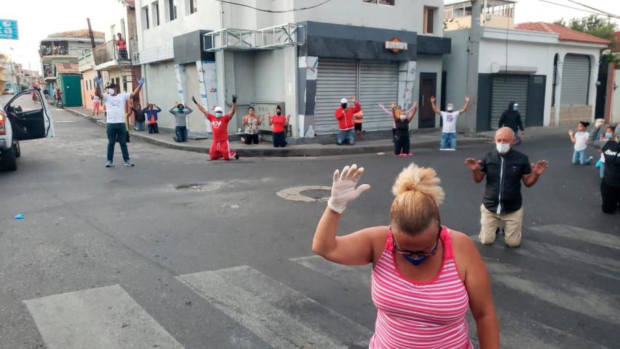 El coronavirus logra lo que la Iglesia no pudo: llevar a la reflexión en Semana Santa 